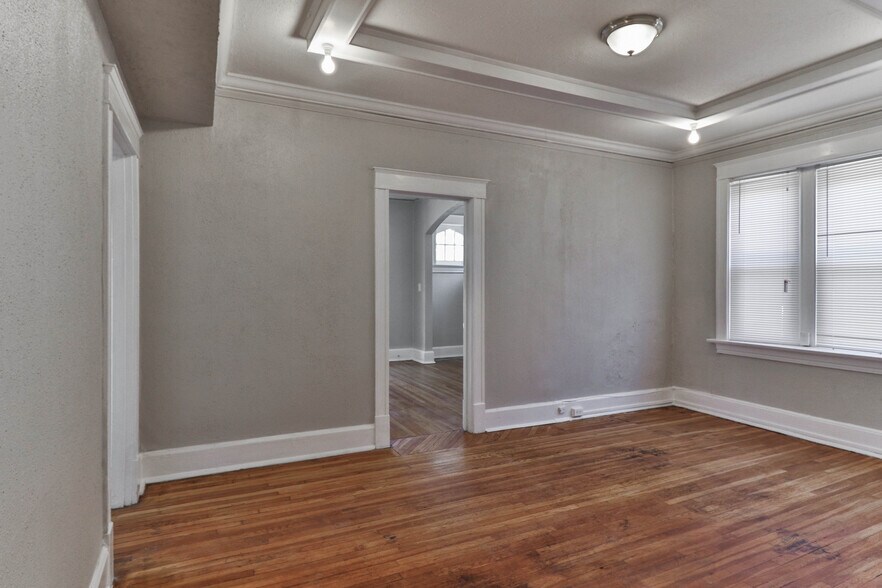 Building Photo - 5956 McPherson Ave