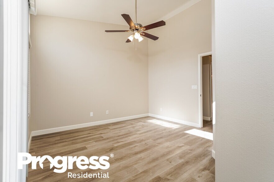 Building Photo - 3639 Covewick Dr