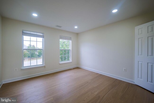 Building Photo - 7709 Killbarron Dr