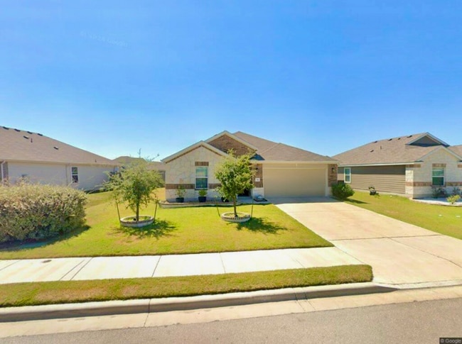 Building Photo - 741 Carol Dr