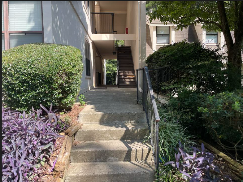 Primary Photo - Room in Condo on Huntingdon Chase