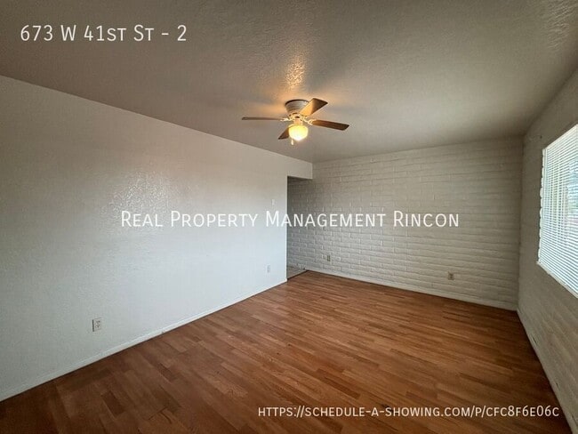 Building Photo - 673 W 41st St