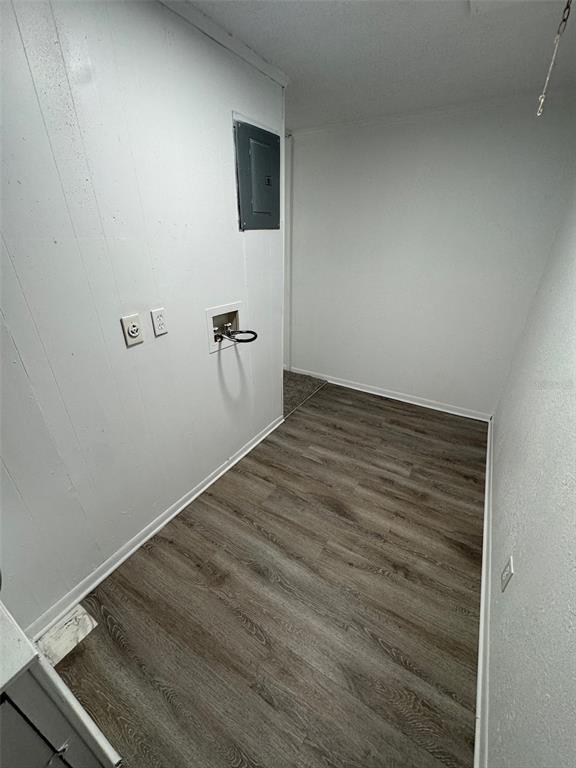 Building Photo - 420 Mills St