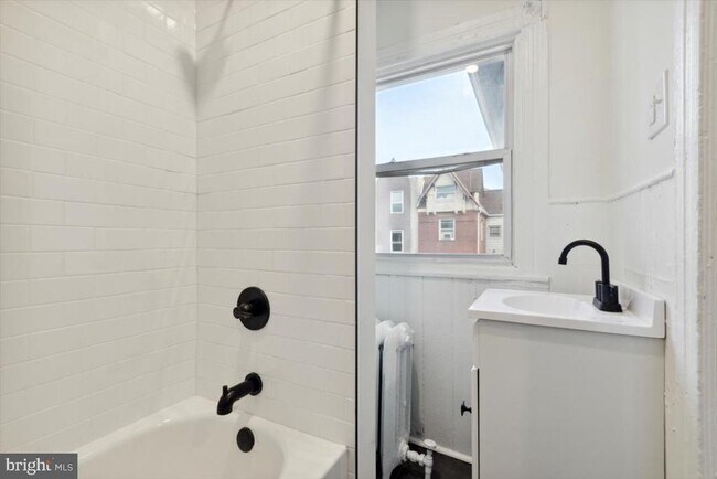 Building Photo - 3205 Winter St