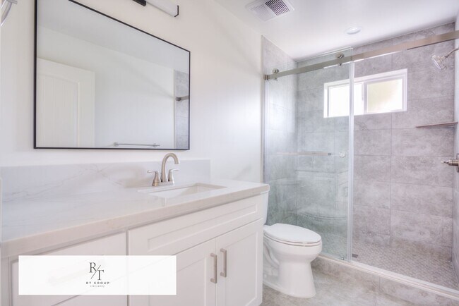 Building Photo - 2 Bed | 2 Bath | Alhambra School District