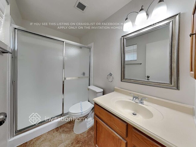 Building Photo - 6439 E Albany St