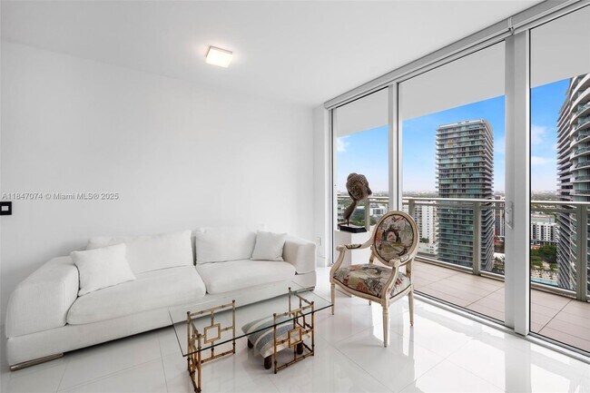 Building Photo - 1080 Brickell Ave