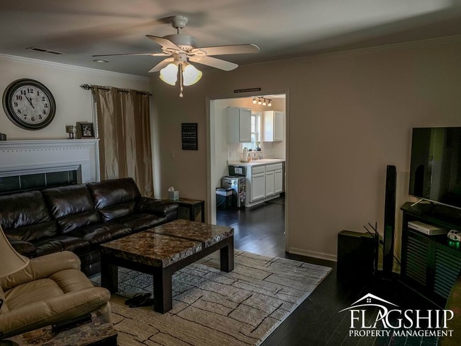 Building Photo - Close to Vidant Medical Center