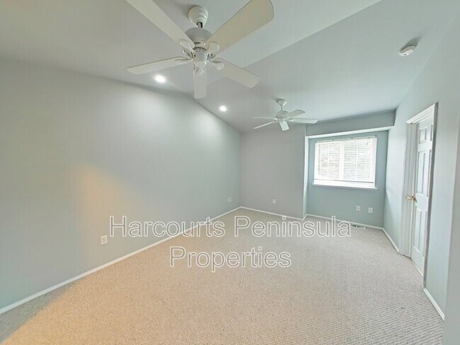 Building Photo - 1284 Danskin Ln NW