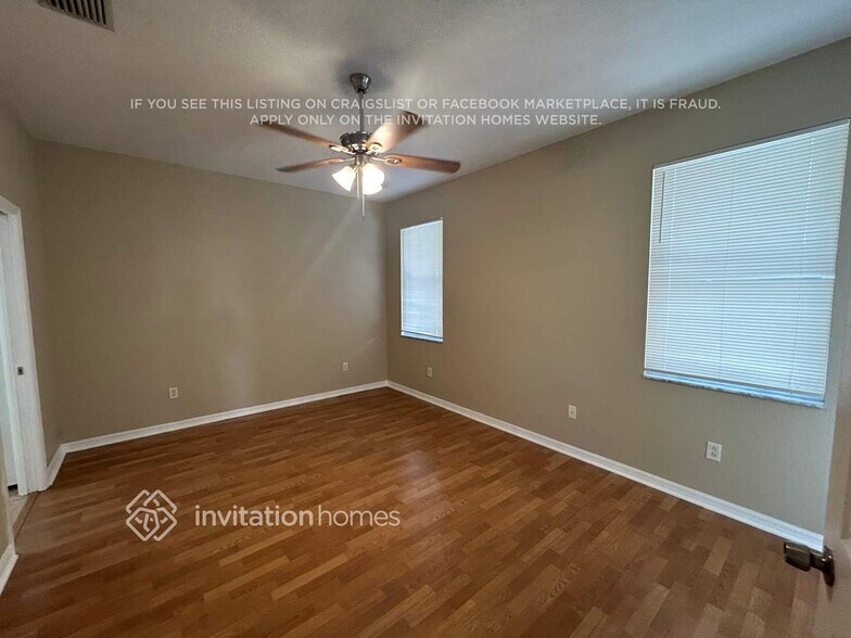 Building Photo - 1613 Loriana St