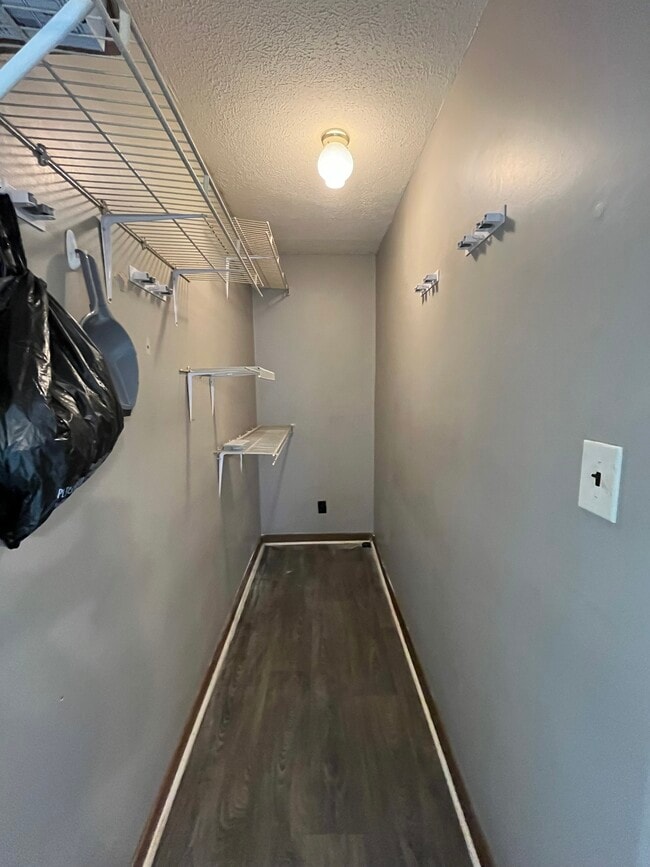 Building Photo - 109 Dalton St