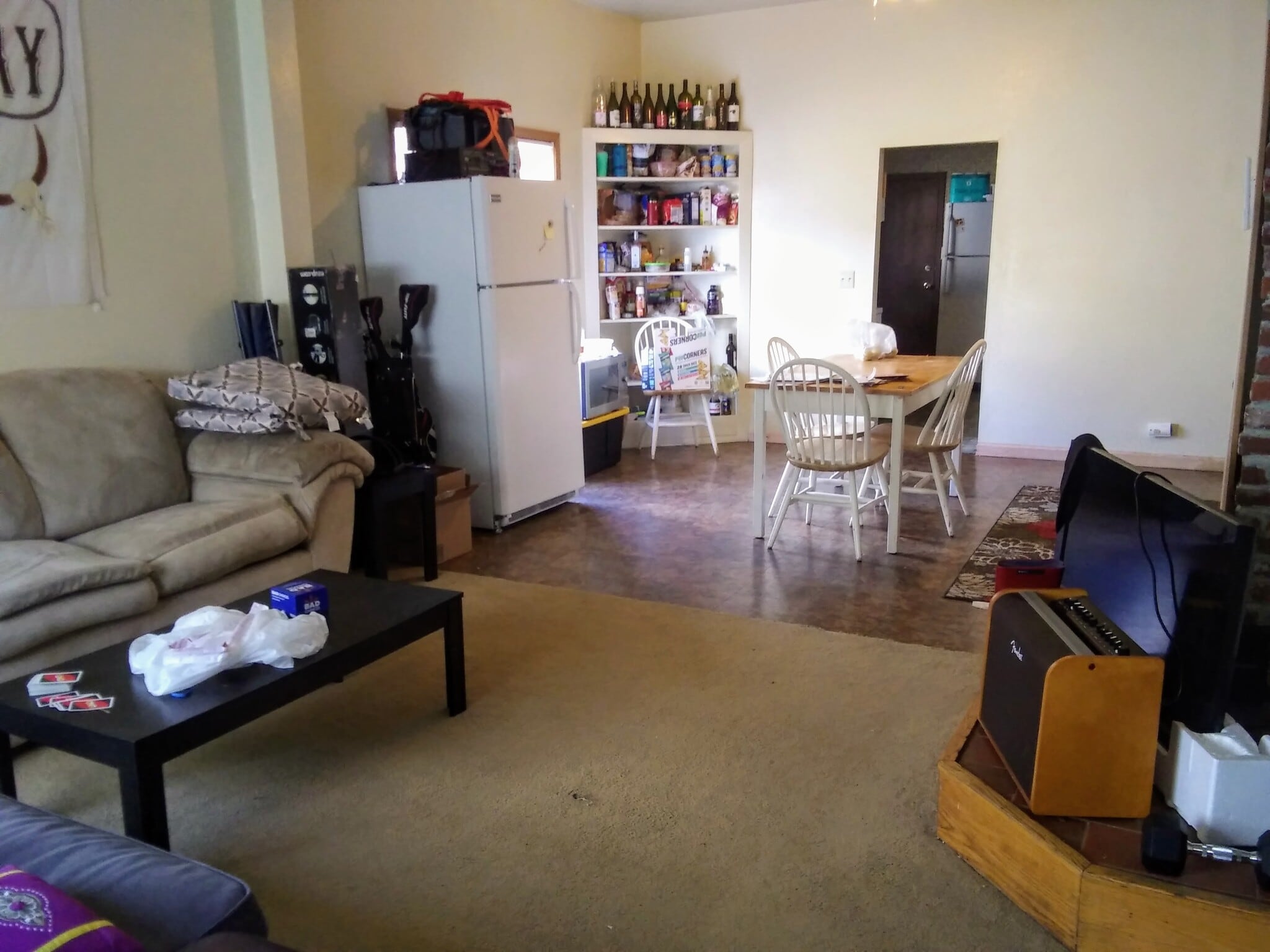 Dining room w/ 2nd refrigerator - 429 NW 17th St