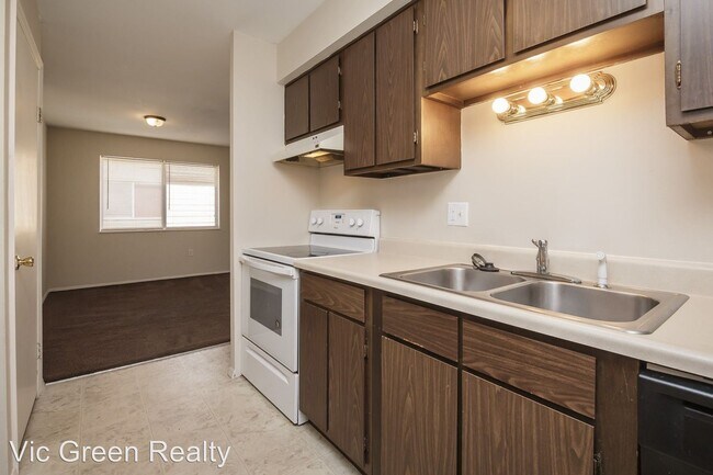 Building Photo - 3519 Golden Meadows Ct