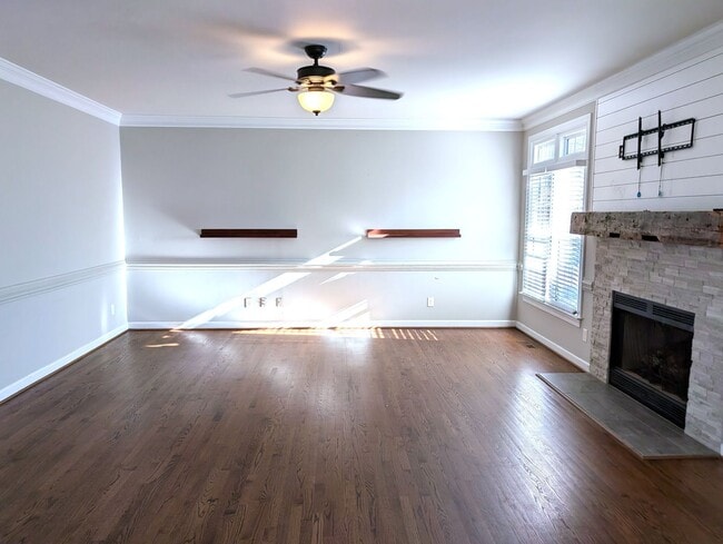 Building Photo - Luxury 4 Bedroom Home with Bonus!  Waxhaw! Rea Road!