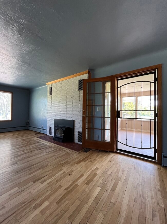 Building Photo - 4707 W 7th Ave