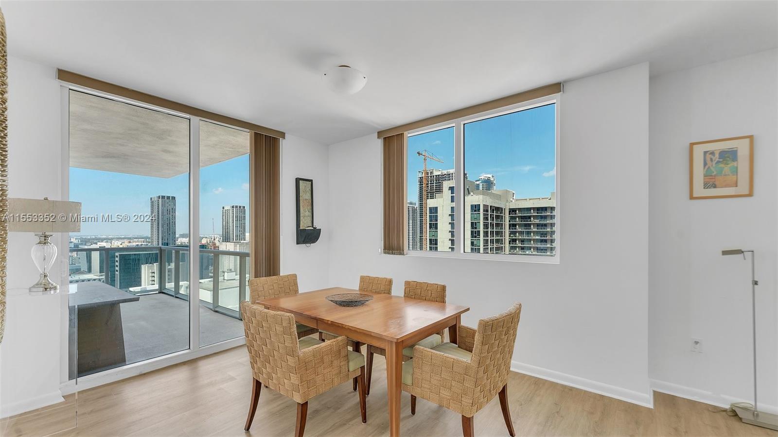 Building Photo - 253 NE 2nd St