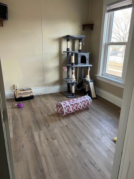 Bed 2 - 401 Olmstead St