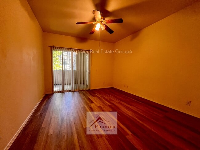 Building Photo - 3645 Strawberry Field Grove