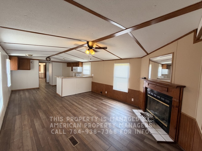 Building Photo - 128 Ashcraft Dr