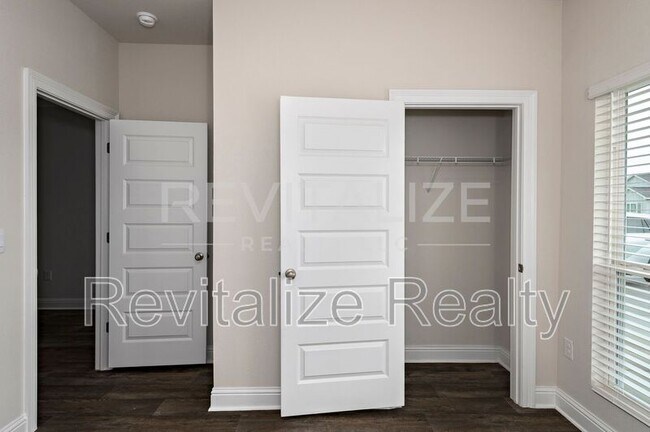 Building Photo - 14543 Dayton Cir