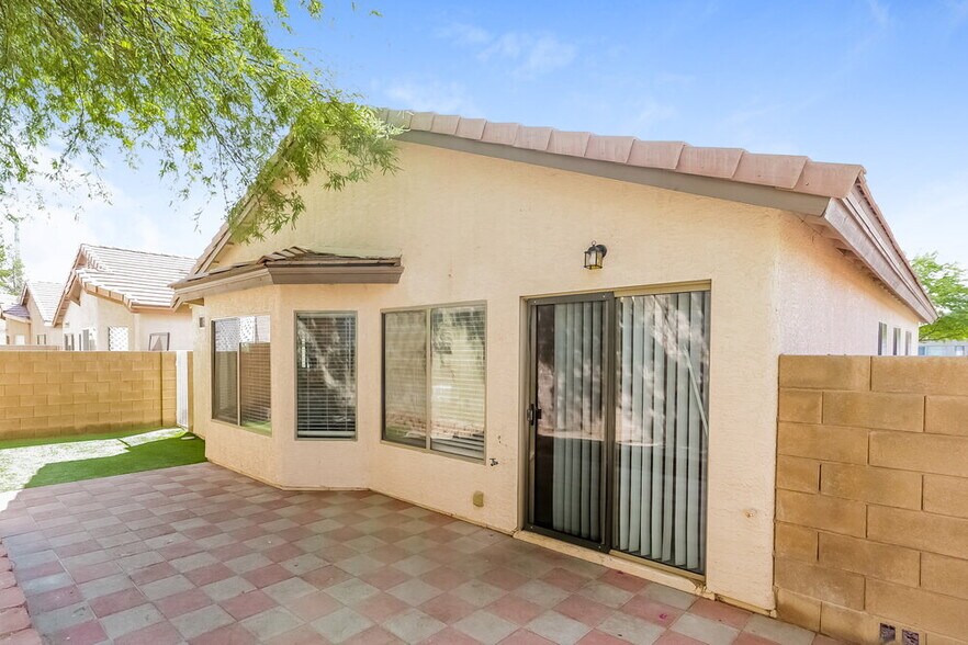 Building Photo - 6568 Duck Hill Springs Dr