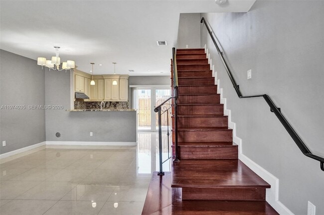 Building Photo - 2901 Dorchester Ln