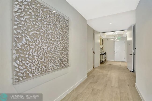Building Photo - 1116 N Ocean Blvd