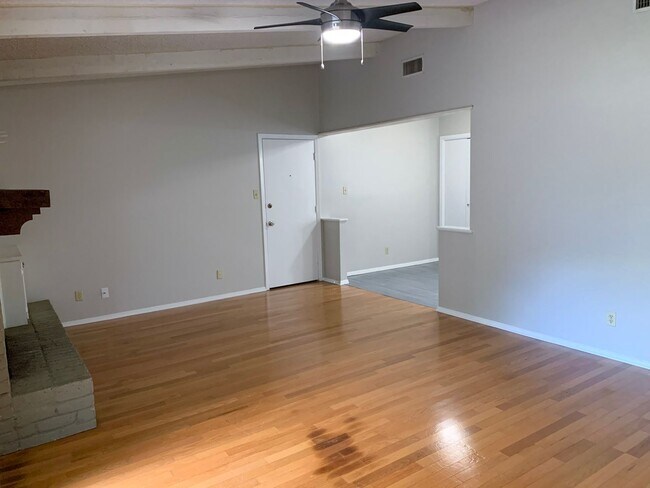 Building Photo - Great Home in North Austin!