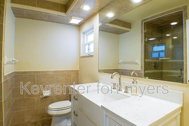 Building Photo - 2221 Cape Way