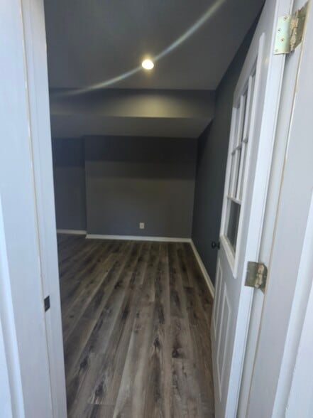 Main Entrace - 6021 Smooth Stone Pl