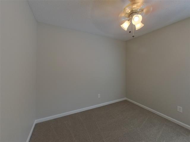 Building Photo - 4604 Palm Ridge Dr