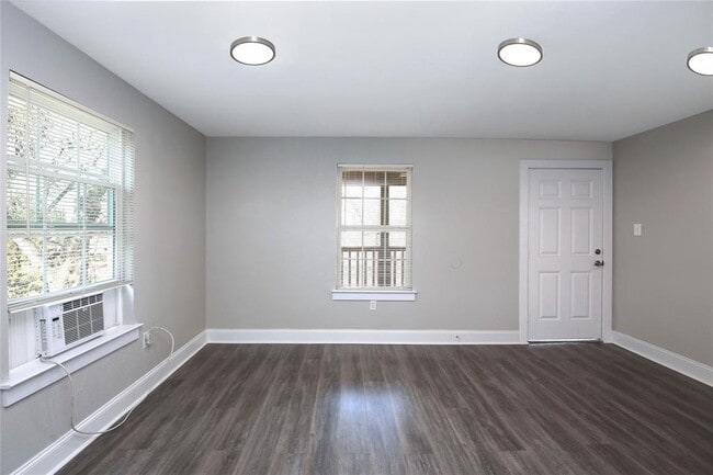 Building Photo - 4445 Rusk St