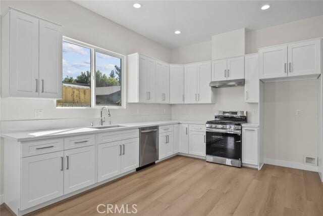 Building Photo - 16404 Donmetz St