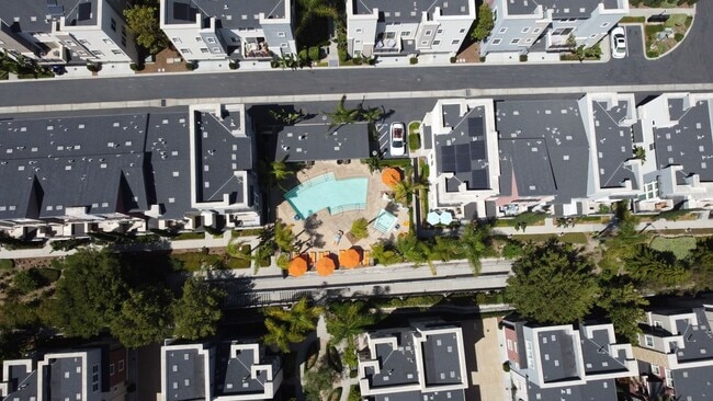 Building Photo - 7870 Civita Blvd
