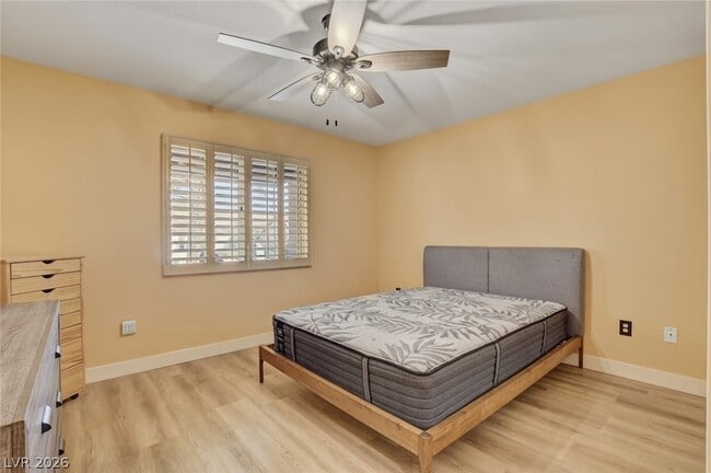 Building Photo - 2628 Highvale Dr