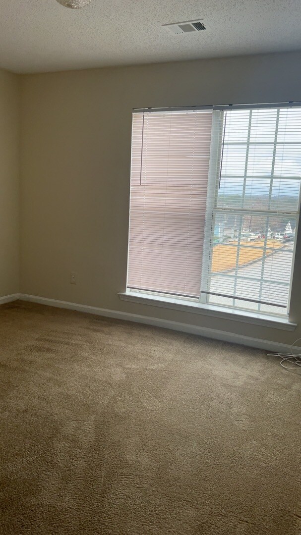 Building Photo - 4830 Buchli Ln