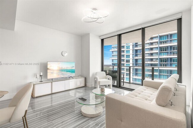 Building Photo - 1300 S Miami Ave