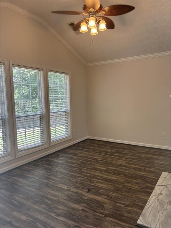 Building Photo - 438 Tannenhill Pl