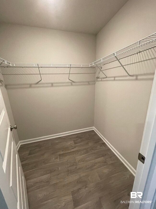 Building Photo - 23351 Shadowridge Dr