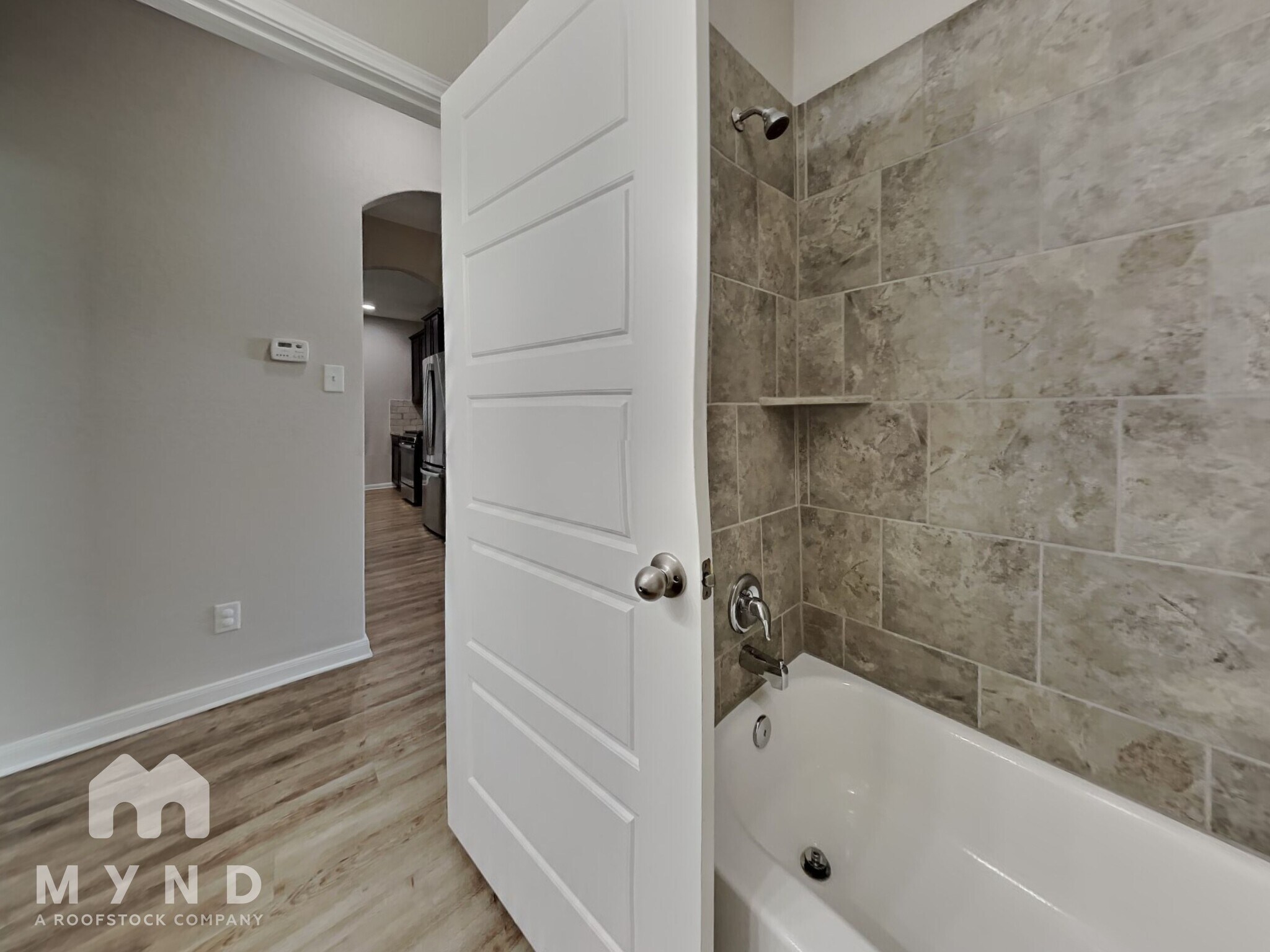 Building Photo - 2066 Rhesus Vw