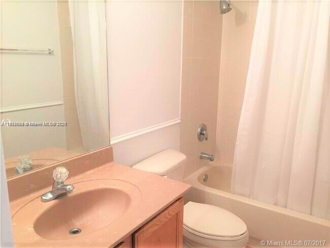 Building Photo - 6865 SW 164th Ct