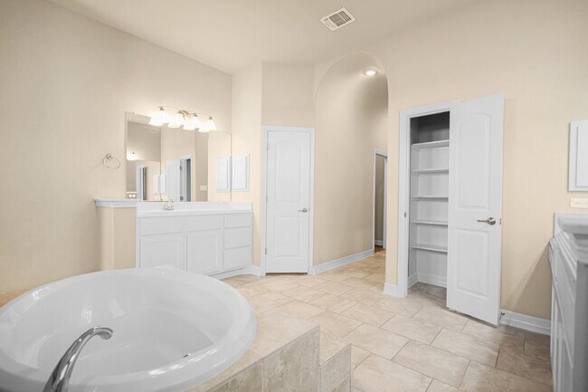 Building Photo - Beautiful 4-Bedroom Home in Stevens Ranch ...