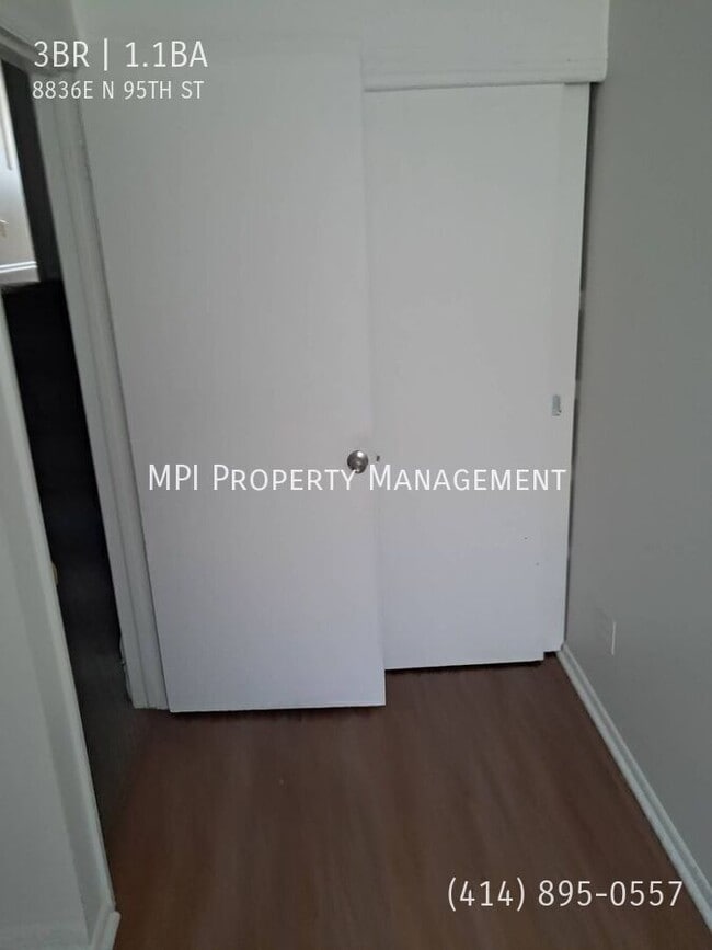 Building Photo - 8836E N 95TH St