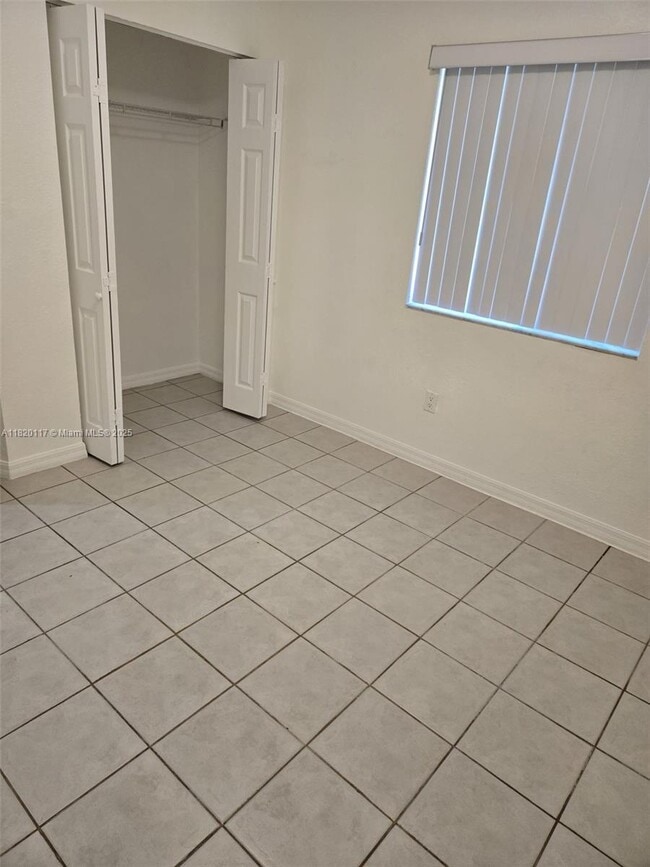 Building Photo - 20137 SW 88th Ct