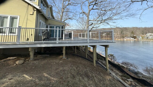 Building Photo - 105 Standish Rd