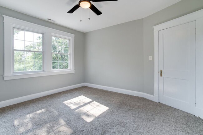 Building Photo - 3209 Moravia Rd