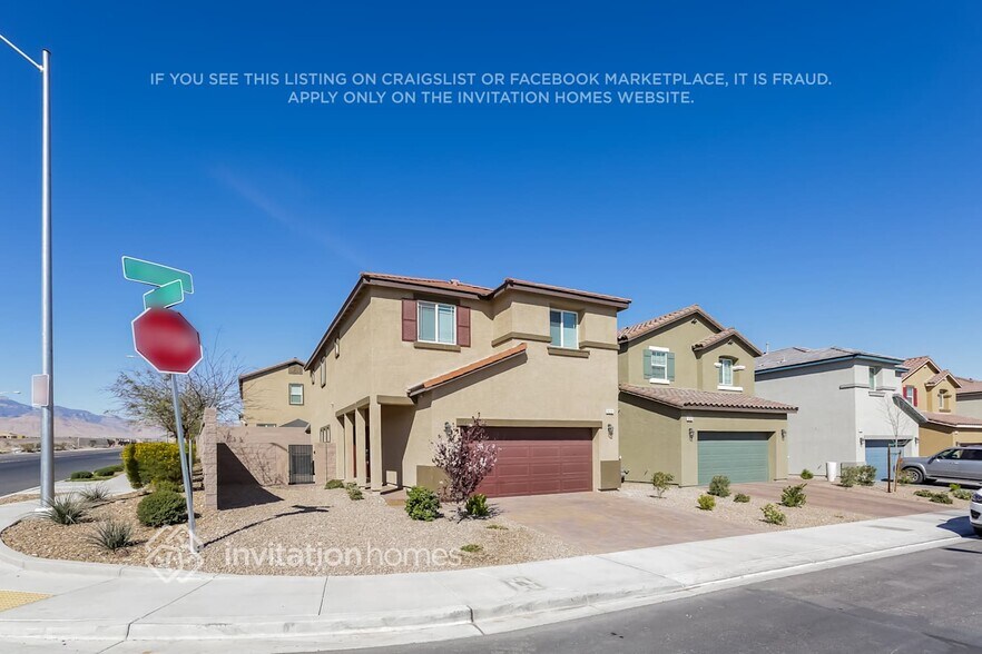 Building Photo - 9291 S Park St