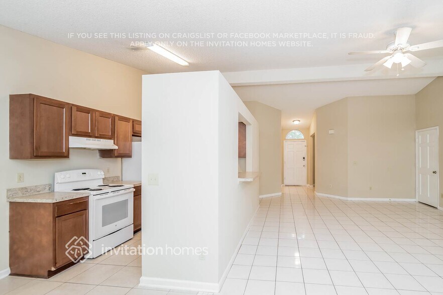 Building Photo - 12621 Gandalf Ln
