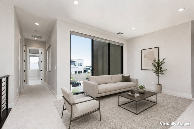 Building Photo - Stunning modern luxury home located in prestigious guard-gated Summerlin community of Ascension