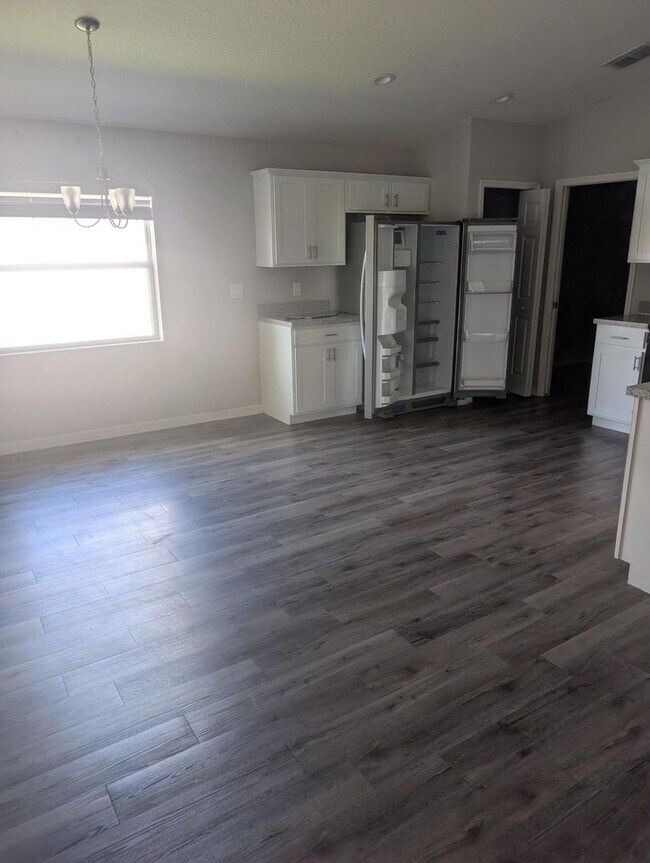 Building Photo - 3902 White Ibis Rd
